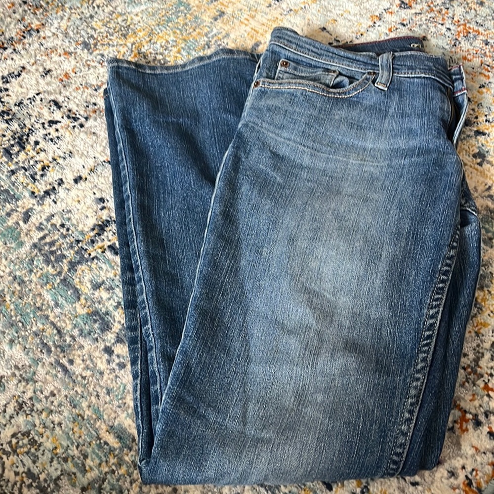 American Eagle Hipster Jeans size 6 77% Cotton 22% polyester 1% spandex